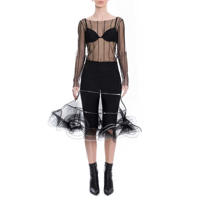 Hlače ADEJ – XD XENIA DESIGN na modelu